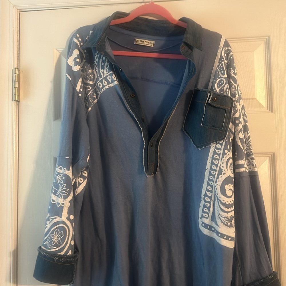 Blue Paisley Women's Top - Picture 6 of 7